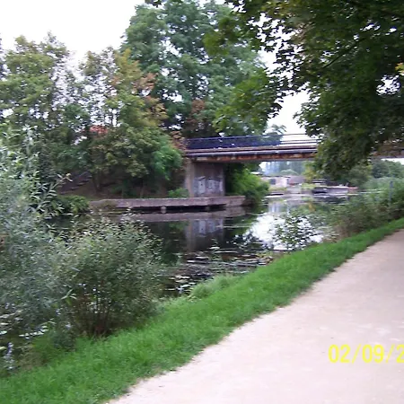 Appart 28m2 Metz Canal Equipe Meuble Wifi * Montigny-les-Metz