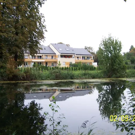 Apartment Appart 28m2 Metz Canal Equipe Meuble Wifi *